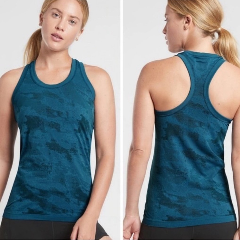 NWT Athleta Momentum Camo tank medium dark surf teal